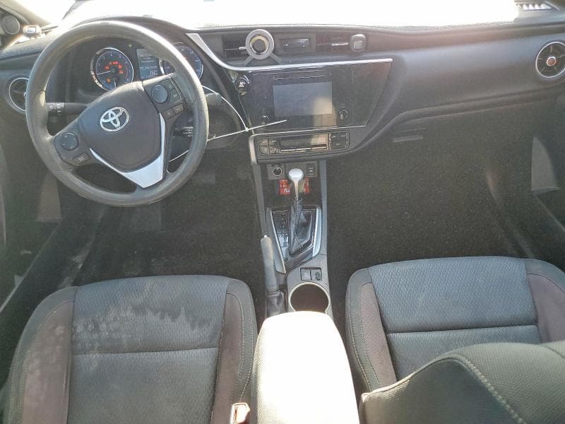 2019 TOYOTA COROLLA LE 8
