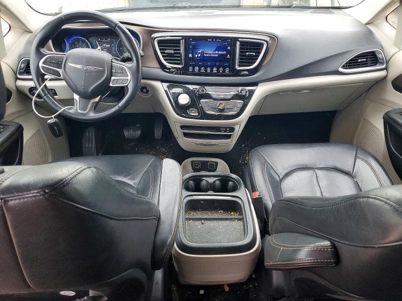2017 CHRYSLER PACIFICA TOURING L 8