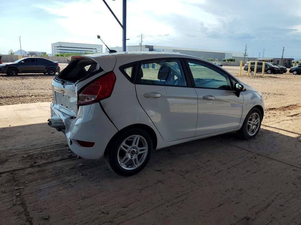 2017 FORD FIESTA SE 3
