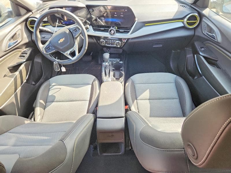 2026 CHEVROLET TRAX 1LT 8