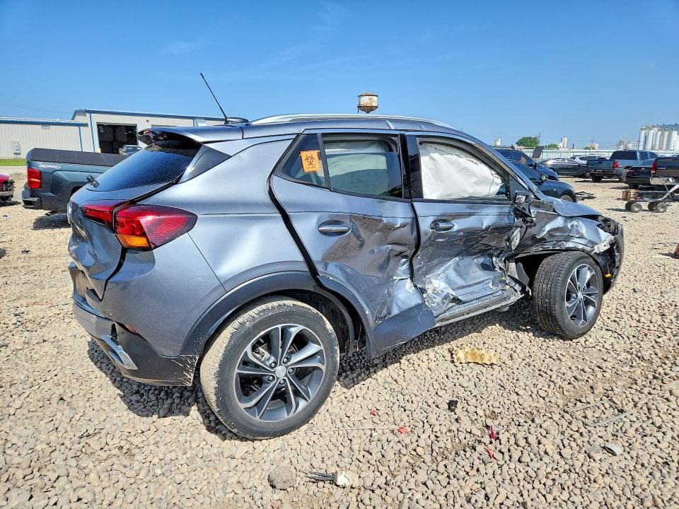 2022 BUICK ENCORE GX ESSENCE 3