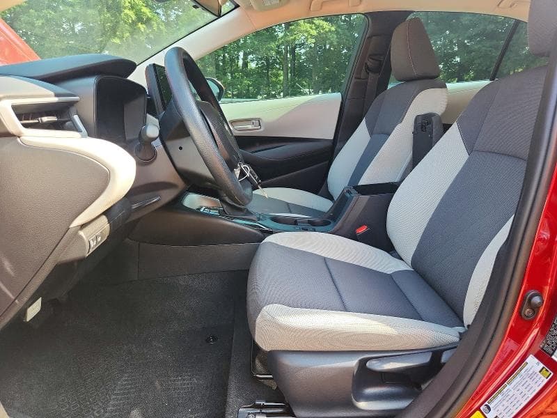 2026 TOYOTA COROLLA LE 7
