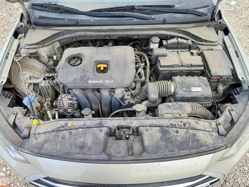 2017 HYUNDAI ELANTRA SE 11