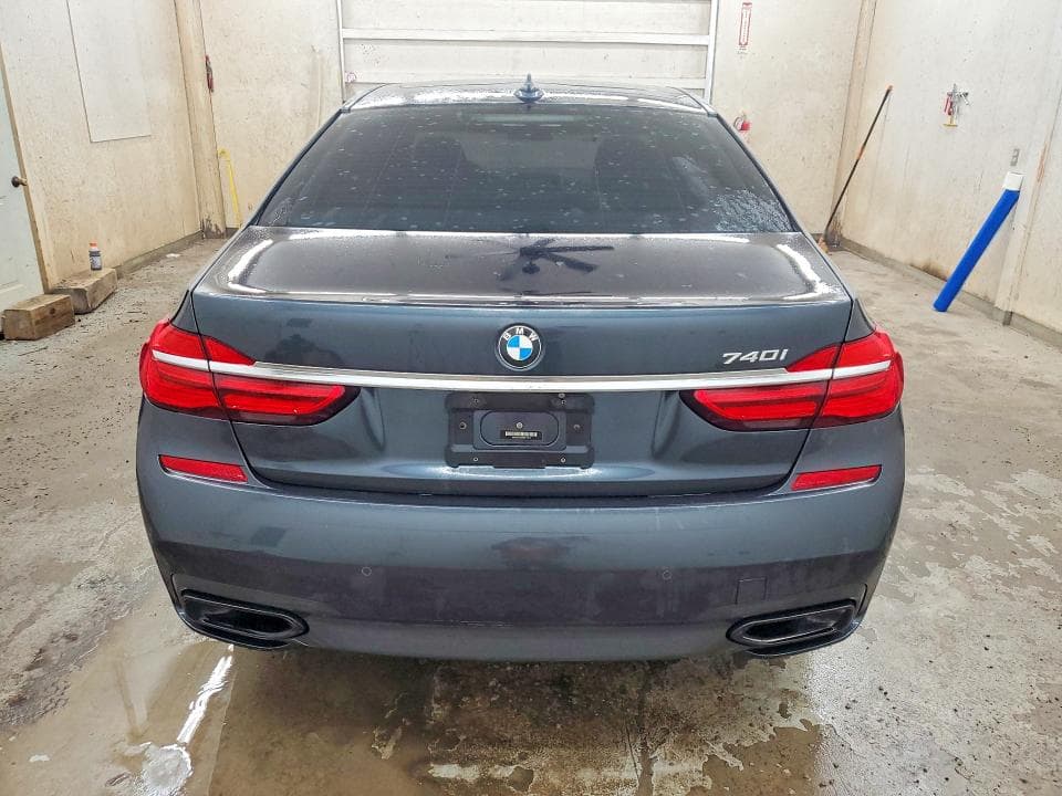 2019 BMW 740 I 6