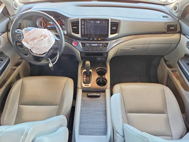 2017 HONDA PILOT EXL 8