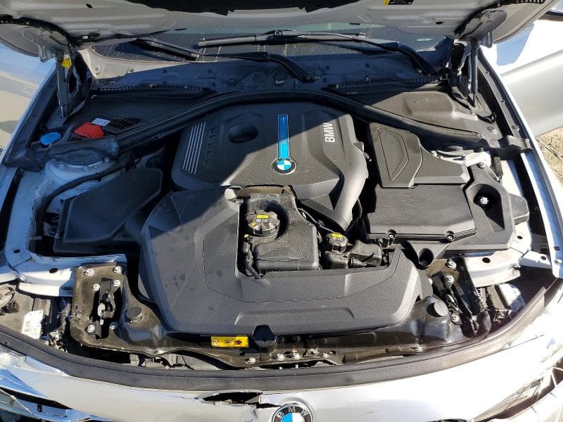 2017 BMW 330E 11