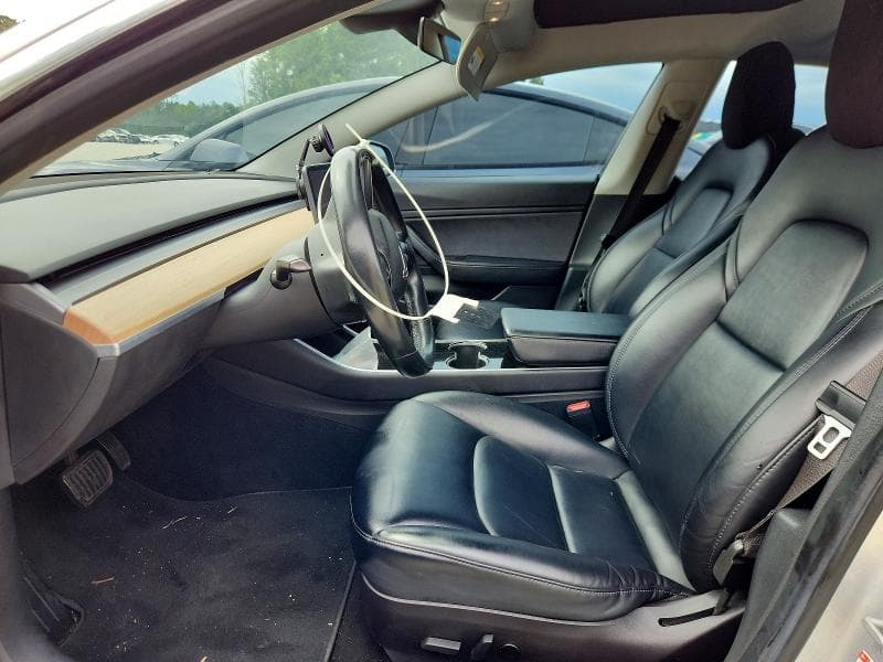 2018 TESLA MODEL 3 7