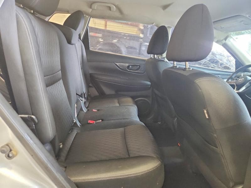 2019 NISSAN ROGUE S 11