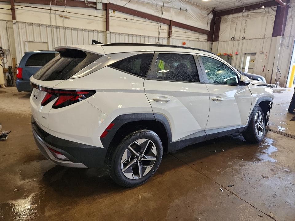 2026 HYUNDAI TUCSON SEL 3
