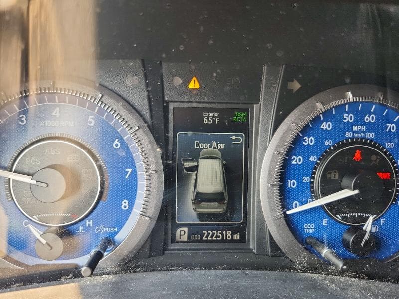 2018 TOYOTA SIENNA XLE 7-PASSENGER 9