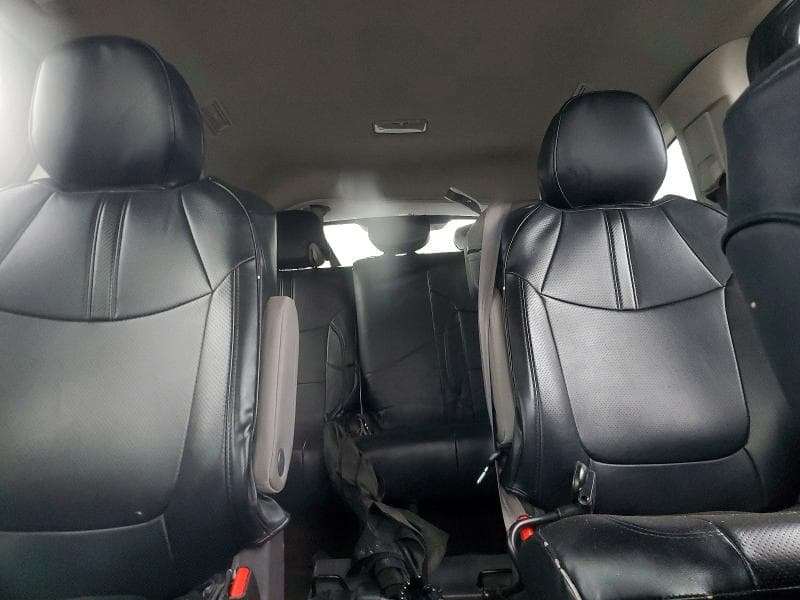 2021 TOYOTA SIENNA LE 10