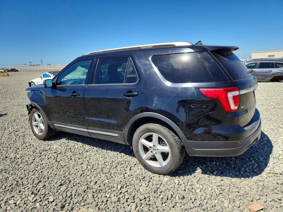 2019 FORD EXPLORER XLT 2