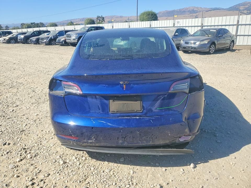 2018 TESLA MODEL 3 6