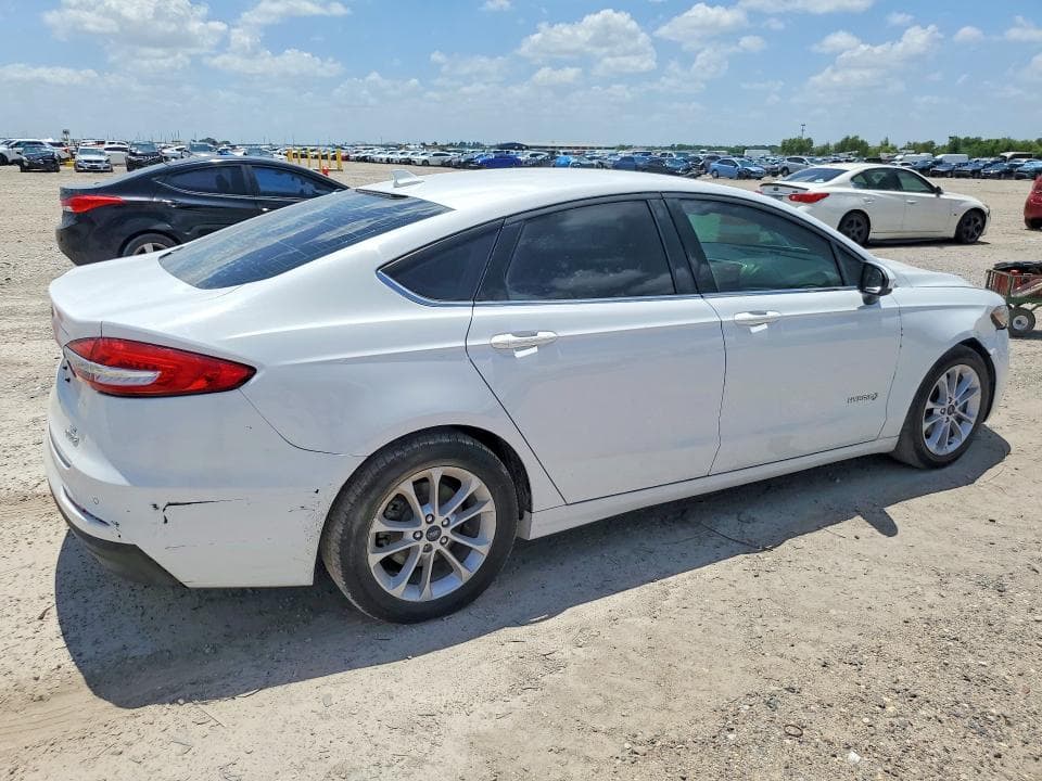 2019 FORD FUSION SE 3