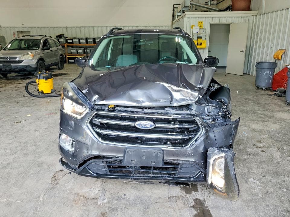 2018 FORD ESCAPE SE 5