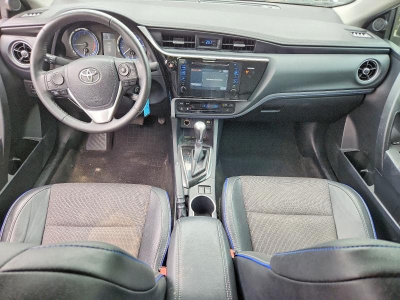 2017 TOYOTA COROLLA SE 8