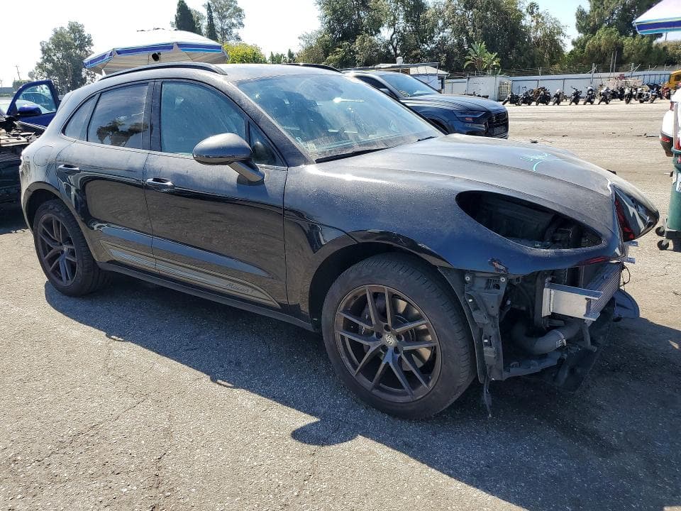 2023 PORSCHE MACAN BASE 4