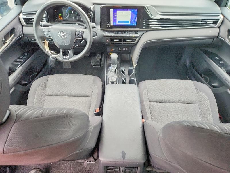 2025 TOYOTA CAMRY LE 8