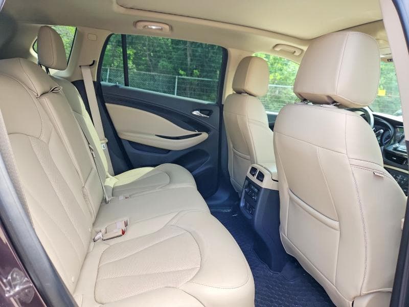 2017 BUICK ENVISION ESSENCE 11