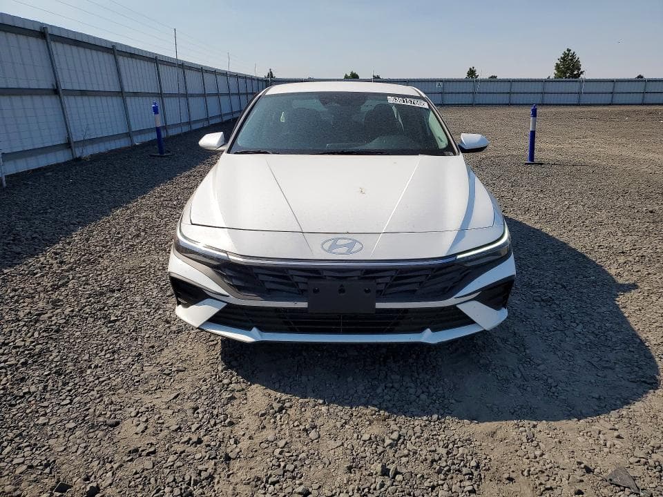 2026 HYUNDAI ELANTRA HYBRID BLUE 5
