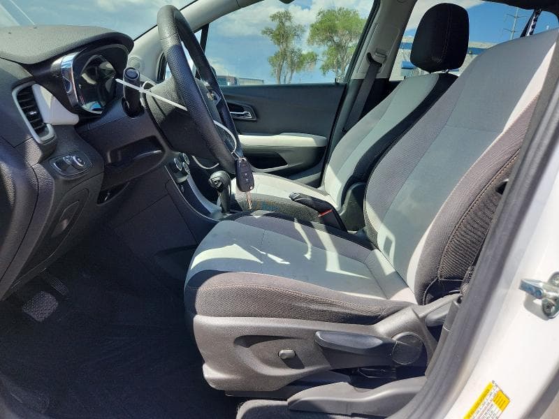 2020 CHEVROLET TRAX LS 7