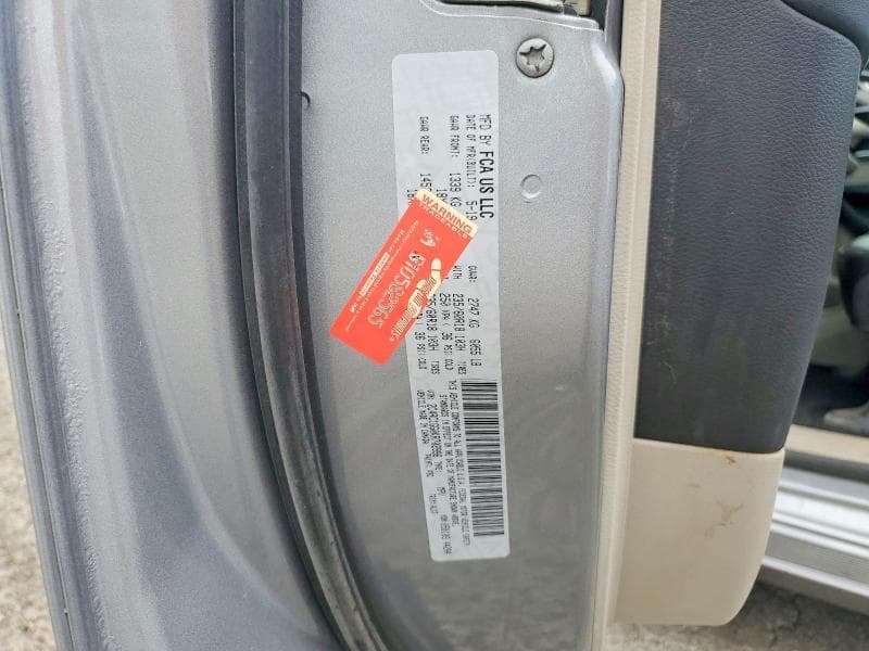 2019 CHRYSLER PACIFICA LIMITED 13