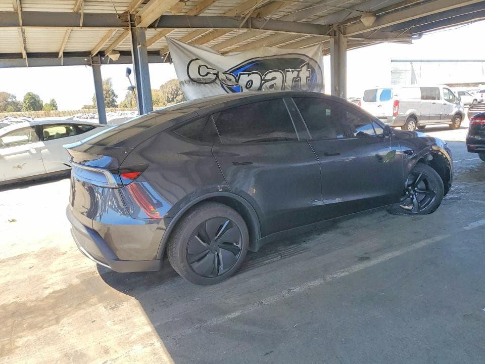 2026 TESLA MODEL Y 3