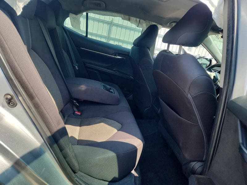 2022 TOYOTA CAMRY LE 10