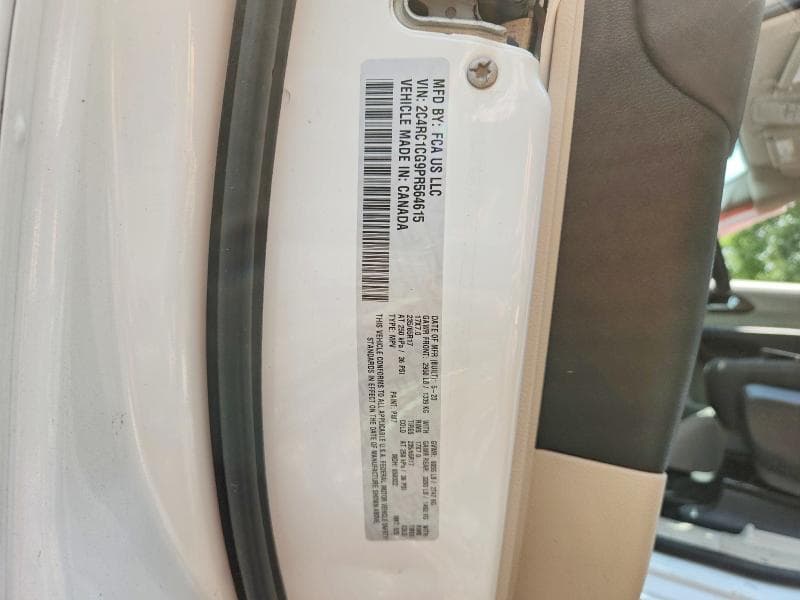 2023 CHRYSLER VOYAGER LX 13