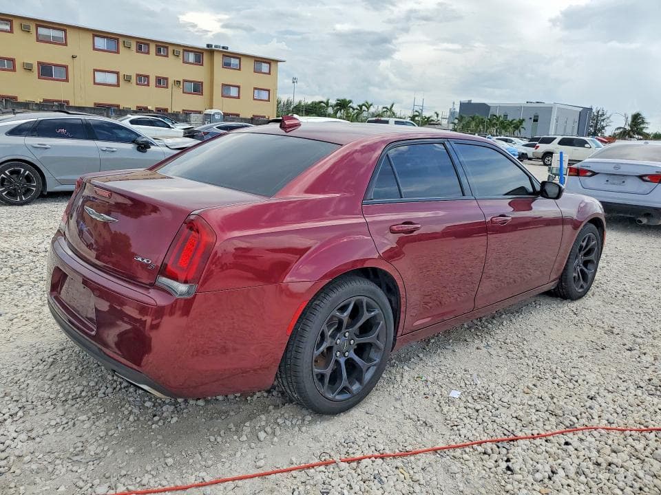 2019 CHRYSLER 300 S 3