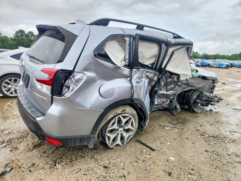 2021 SUBARU FORESTER PREMIUM 3