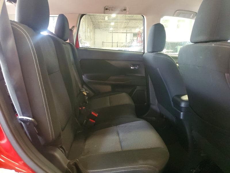 2018 MITSUBISHI OUTLANDER SE 11