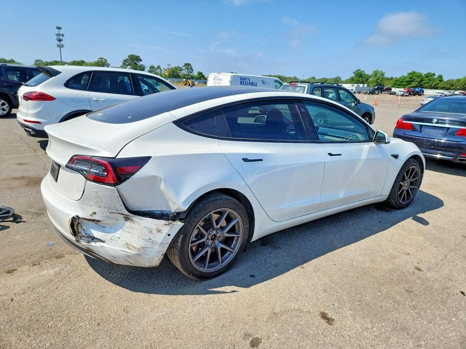 2021 TESLA MODEL 3 3