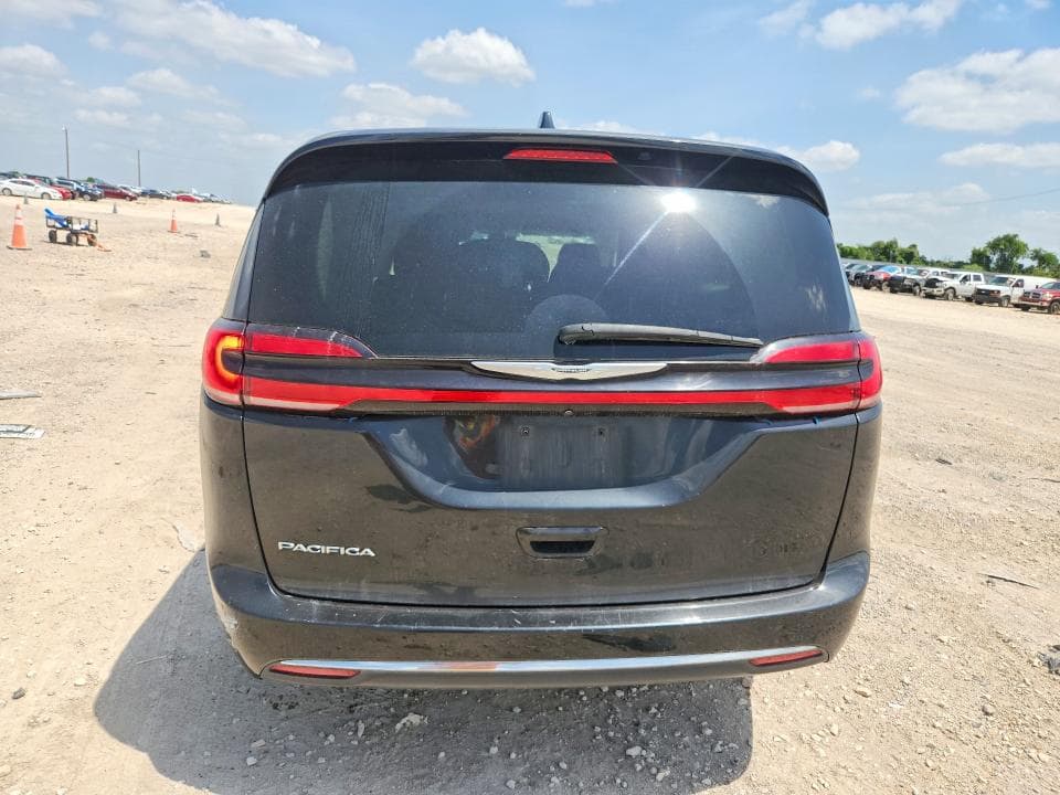 2022 CHRYSLER PACIFICA TOURING L 6