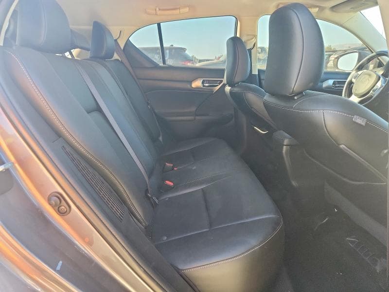 2017 LEXUS CT 200 10