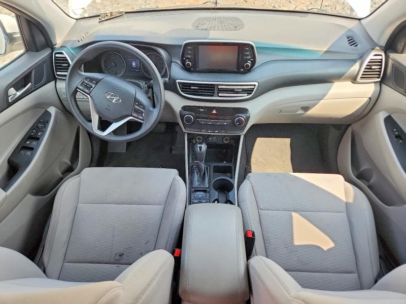 2020 HYUNDAI TUCSON SE 8