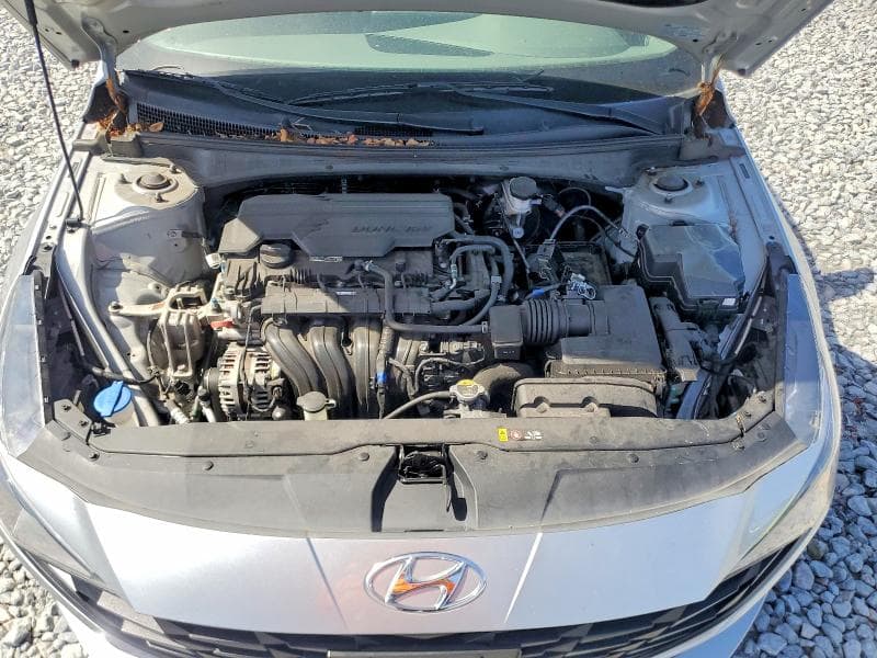 2021 HYUNDAI ELANTRA SE 11