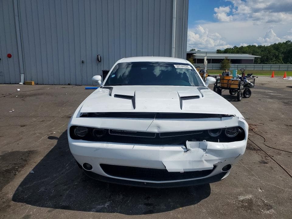 2019 DODGE CHALLENGER SXT 5