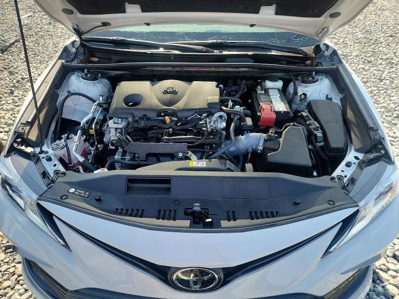 2022 TOYOTA CAMRY LE 11