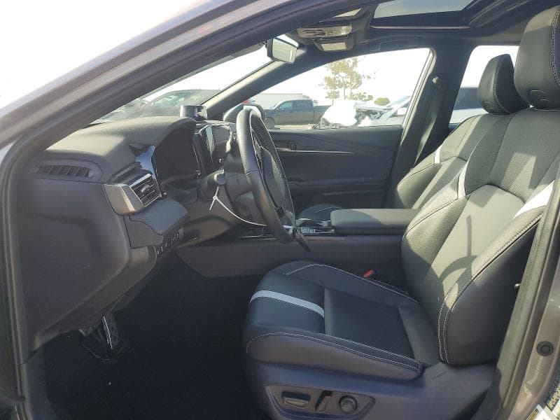 2025 TOYOTA CAMRY SE 7