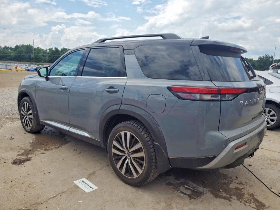 2023 NISSAN PATHFINDER PLATINUM 2