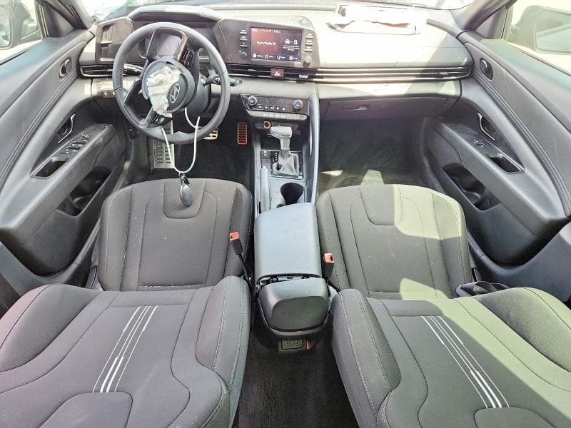 2025 HYUNDAI ELANTRA SEL SPORT 8