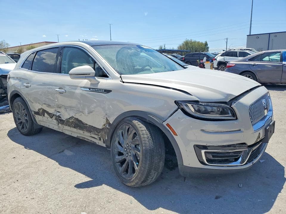 2019 LINCOLN NAUTILUS RESERVE 4