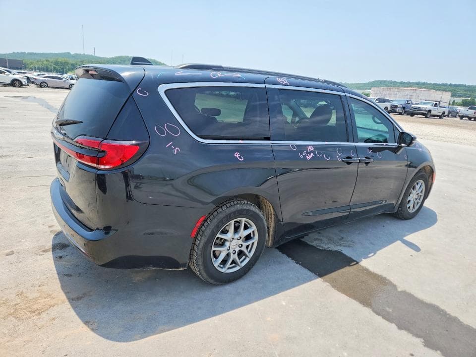 2021 CHRYSLER PACIFICA TOURING 3