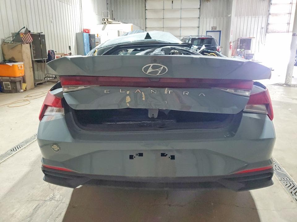 2021 HYUNDAI ELANTRA SE 6