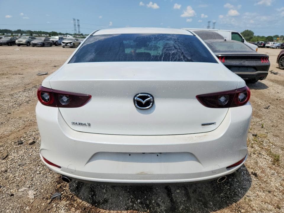 2022 MAZDA 3 SELECT 6