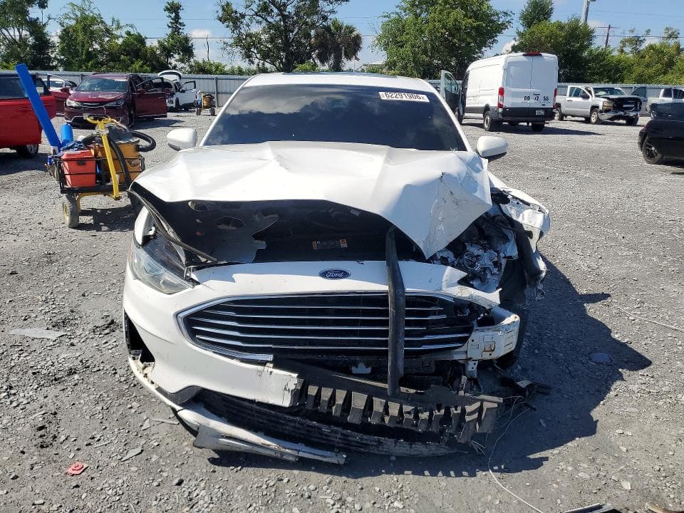 2019 FORD FUSION SE 5
