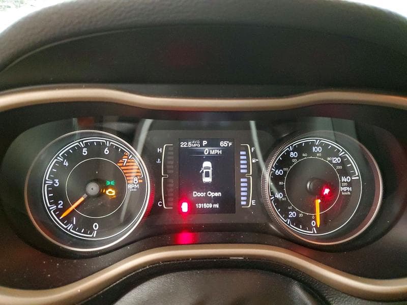 2017 JEEP CHEROKEE LATITUDE 9