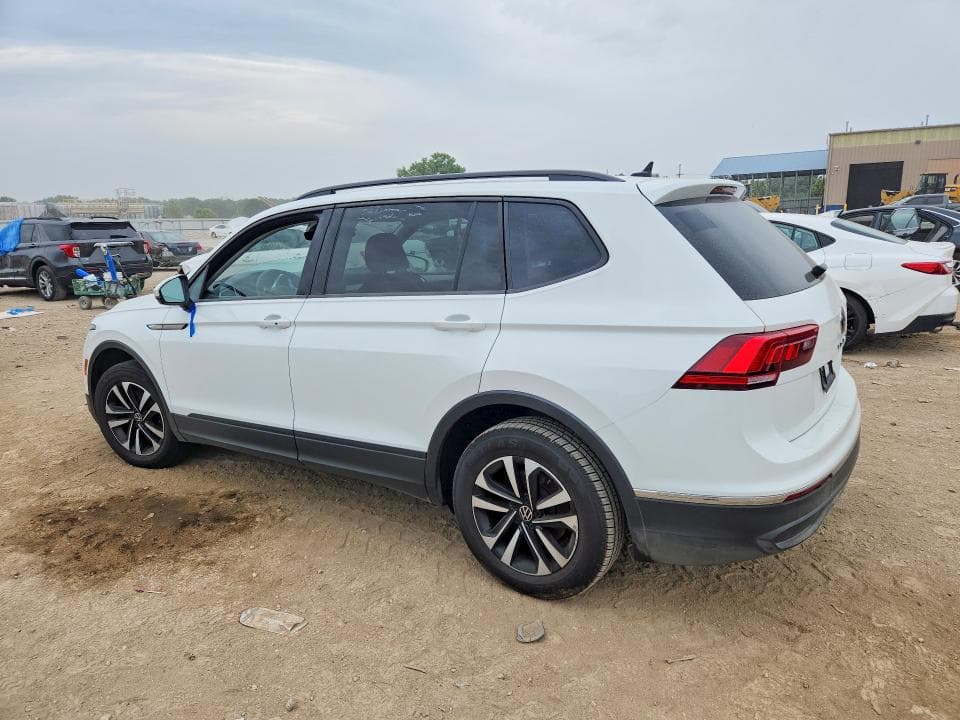 2023 VOLKSWAGEN TIGUAN S 2