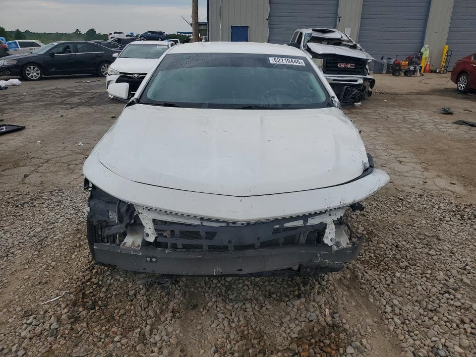 2017 CHEVROLET IMPALA LT 5